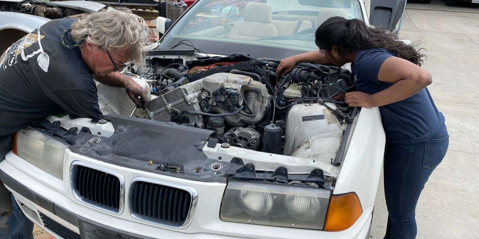 Pulling engine out of BMW driving sim
